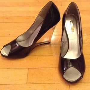 Michael Antonio black wedges!!